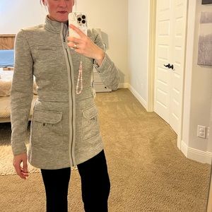 Size S grey Mountain Khaki coat